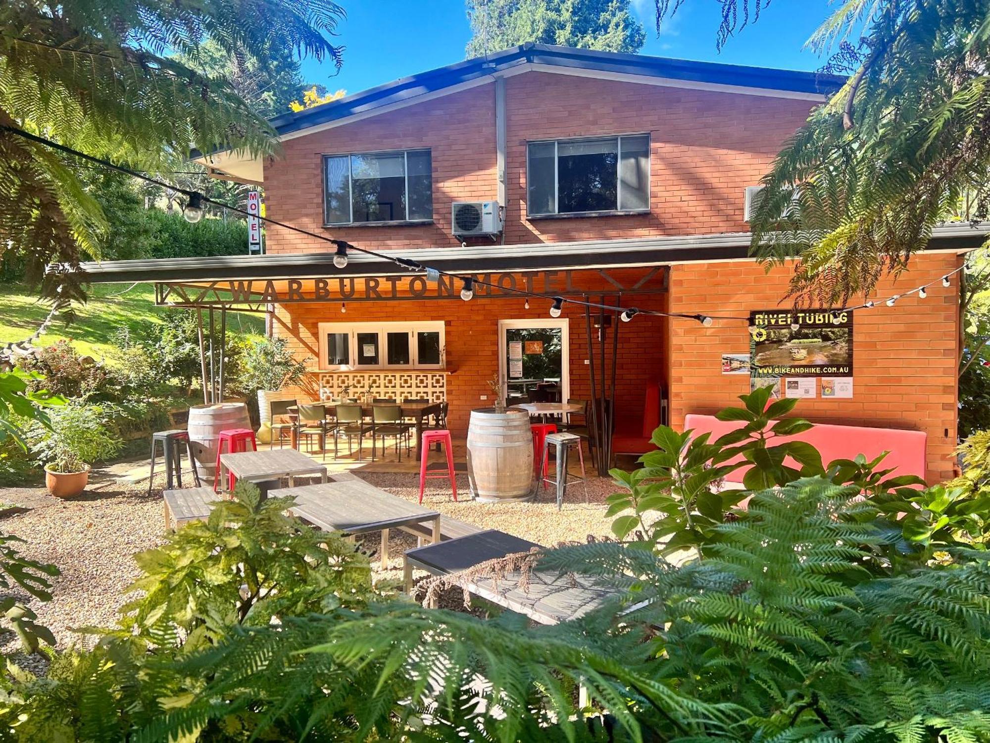 The Warby, Where Mid-Century Style Meets The Mountains Warburton Exterior photo